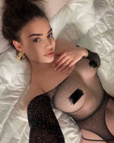 dbedad31d45241777a02728349db44c7.jpg
